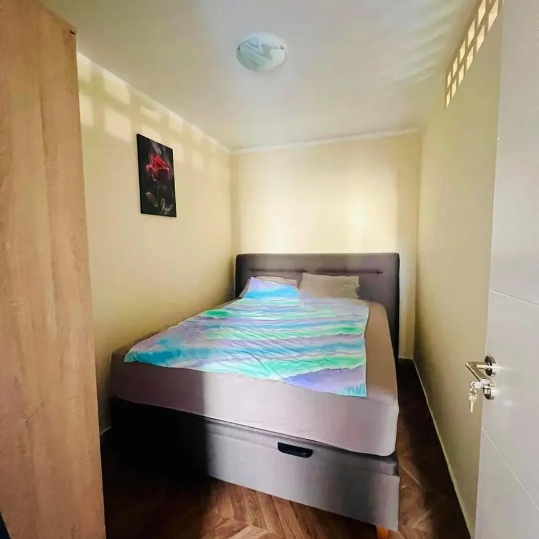 Sale, one bedroom apartment, 63m², Sutomore, Bar