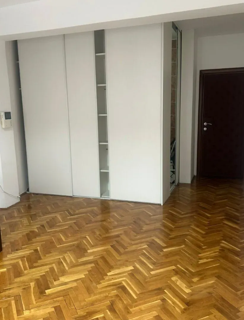 Izdavanje, poslovni prostor, 36m², Centar, Podgorica