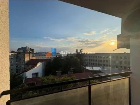 Izdavanje, trosoban stan, 70m², Stari Grad, Beograd - image 17