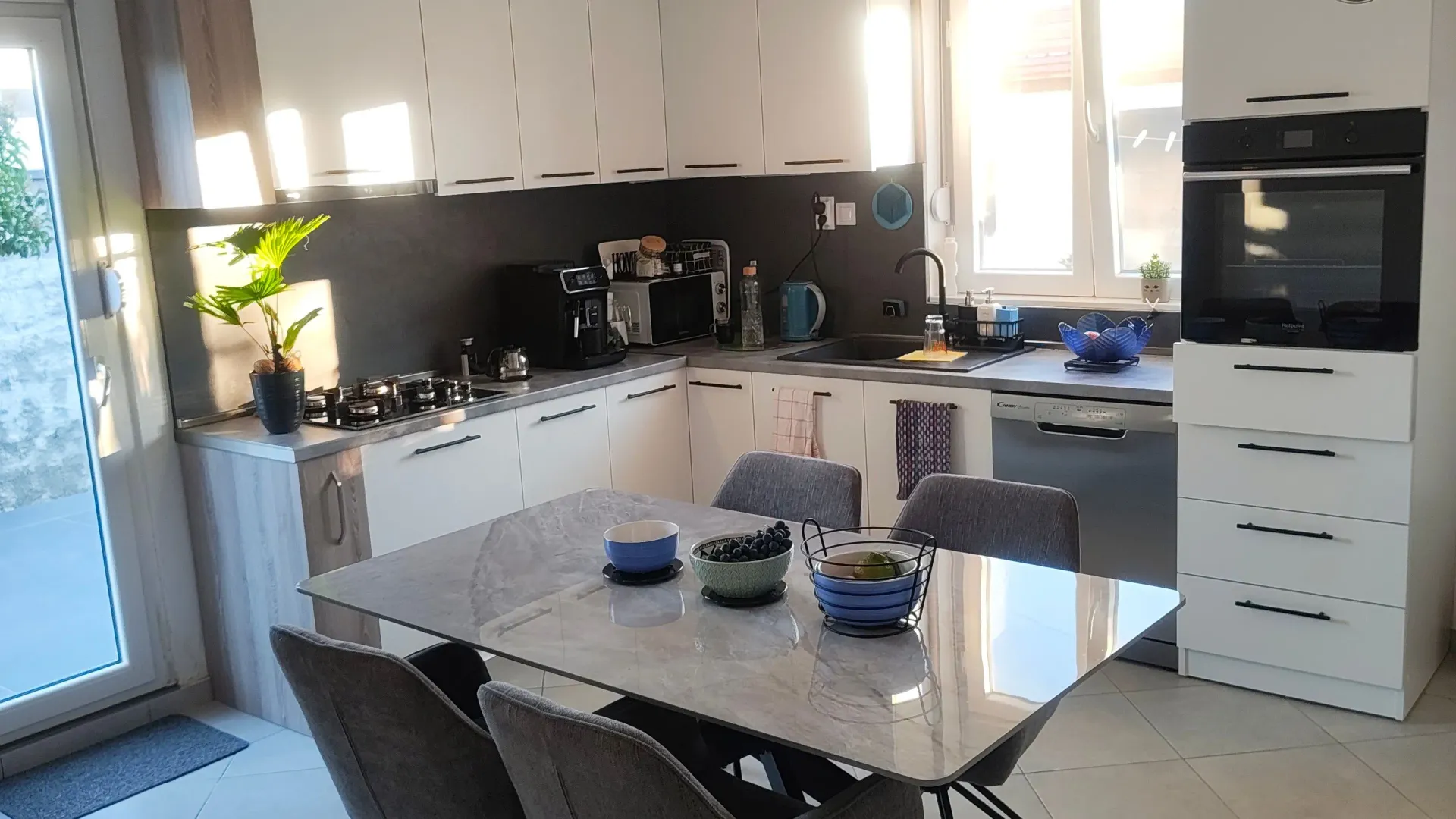 Sale, house, 360m², Donji Kokoti, Podgorica