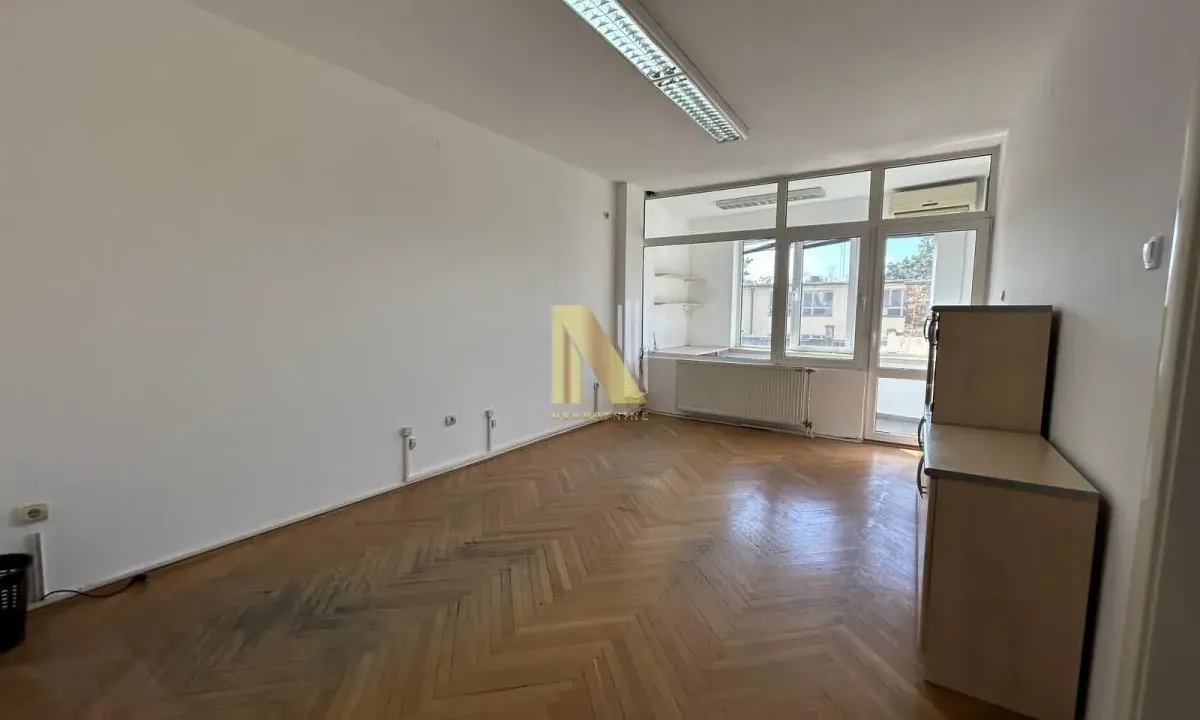 Sale, office space, 46m², Bulevar Oslobodjenja, Novi Sad Sve Podlokacije