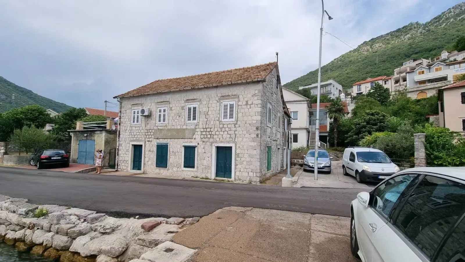 Prodaja, kuća, 320m², Tivat, Crna Gora