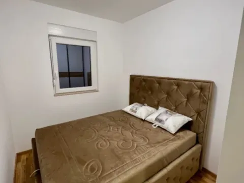 Izdavanje, jednosoban stan, 38m², Bečići, Budva - image 6