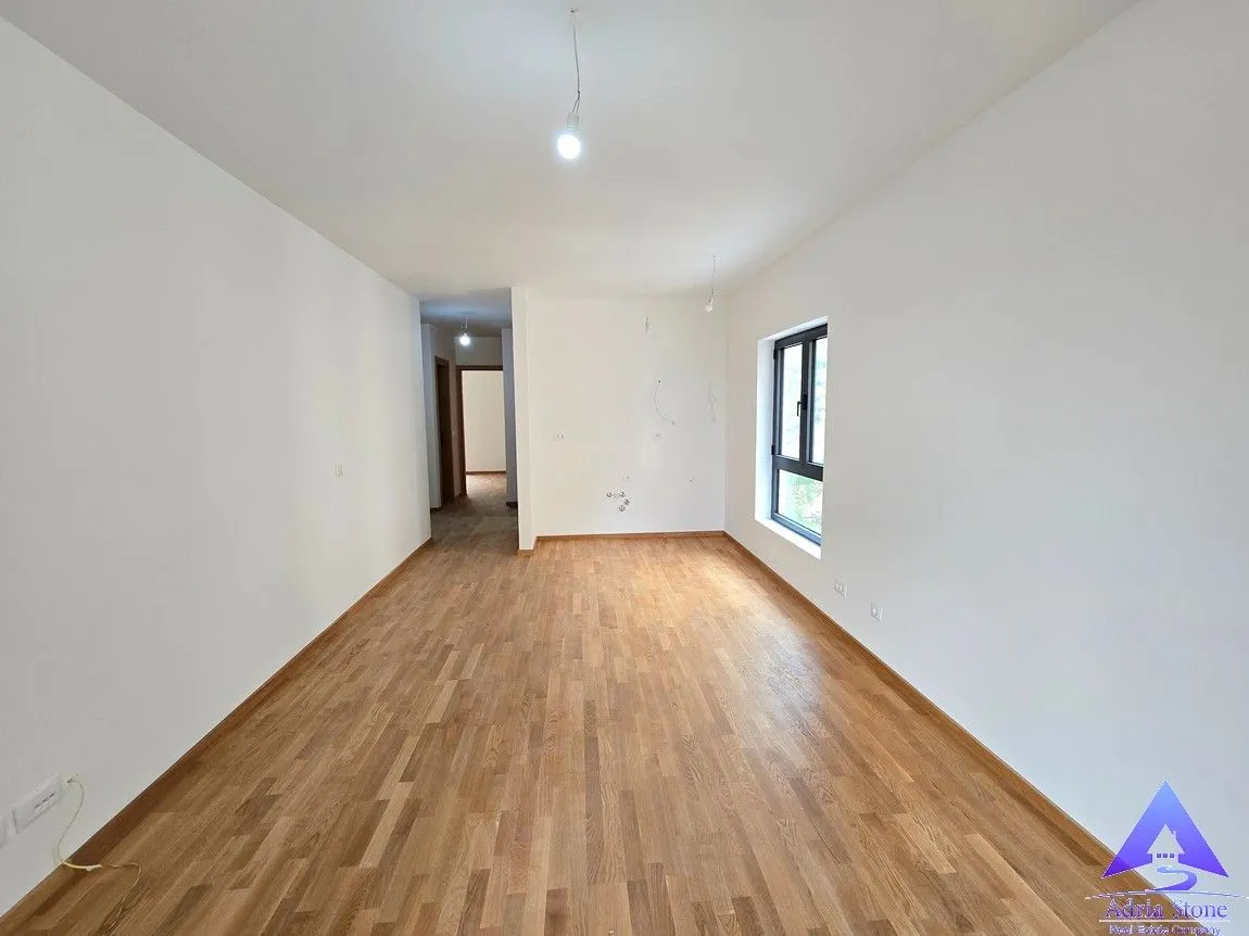 Sale, two bedroom apartment, 64m², Bečići, Budva