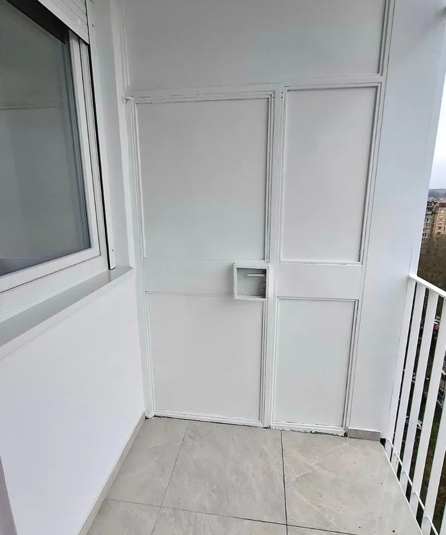 Prodaja, četvorosoban stan, 95m², Novi Beograd Blok 37, Novi Beograd Sve Podlokacije