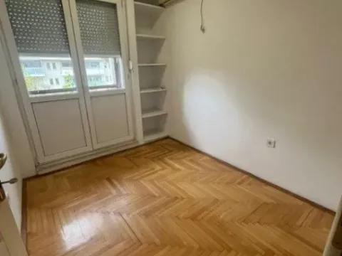 Izdavanje, dvosoban stan, 60m², Preko Morače, Podgorica - image 11