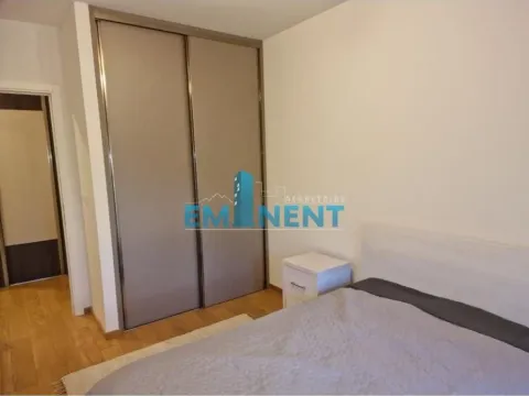 Izdavanje, trosoban stan, 60m², Južni Bulevar, Vračar Sve Podlokacije - image 8