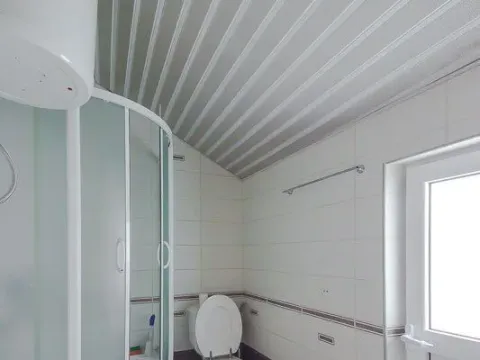 Izdavanje, kuća, 100m², Gornja Gorica, Podgorica - image 11