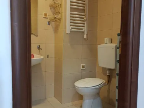 Prodaja, jednosoban stan, 48m², Stari Aerodrom, Podgorica - image 9