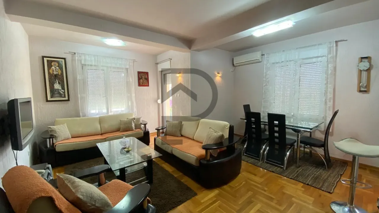 Izdavanje, stan, 54m², Stari Aerodrom, Podgorica