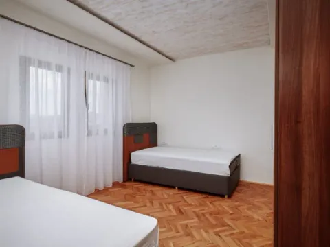 Rent, house, 150m², Kavač, Kotor - image 10