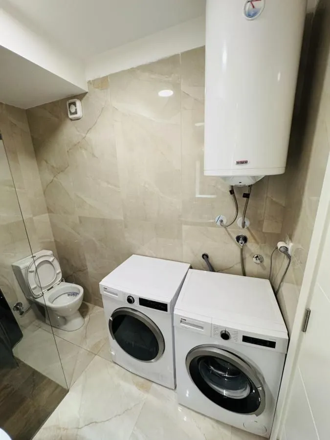 Izdavanje, jednosoban stan, 50m², Palilula, Niš