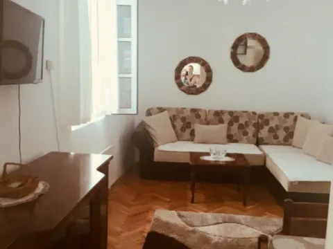 Sale, one bedroom apartment, 48m², Stari Grad, Budva - image 4