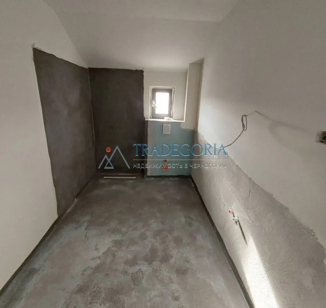Prodaja, jednosoban stan, 62m², Tivat, Crna Gora