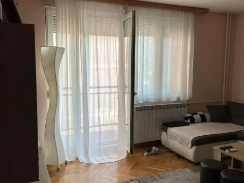 Izdavanje, dvosoban stan, 72m², Grbavica, Novi Sad Sve Podlokacije - image 2