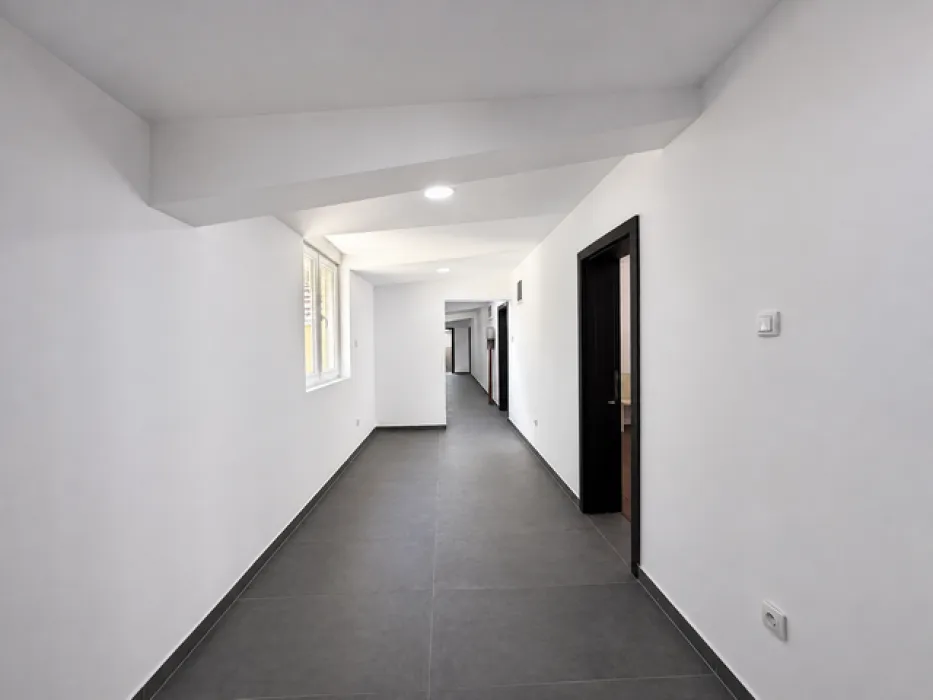 Izdavanje, stan, 250m², Stari Grad, Beograd