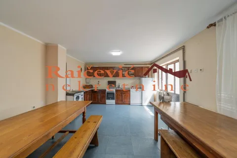 Prodaja, kuća, 484m², Pančevo, Srbija - image 6