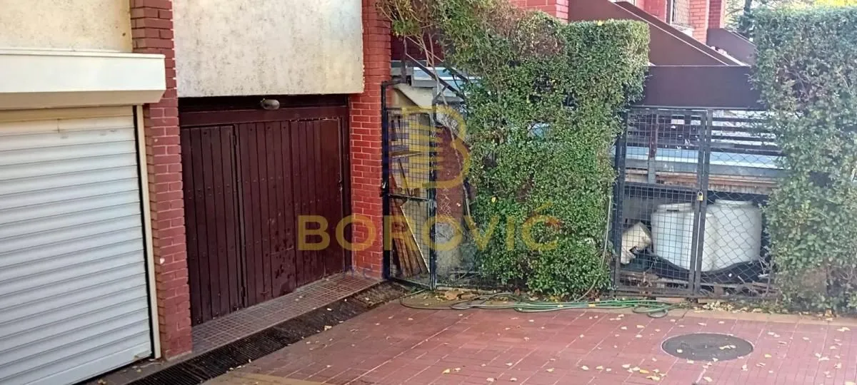 Sale, house, 156m², Brace Jerković, Voždovac Sve Podlokacije