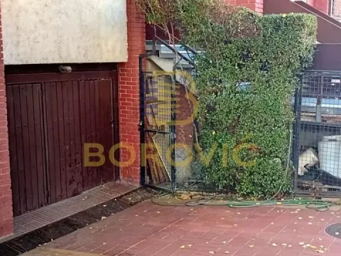 Prodaja, kuća, 156m², Brace Jerković, Voždovac Sve Podlokacije - image 19