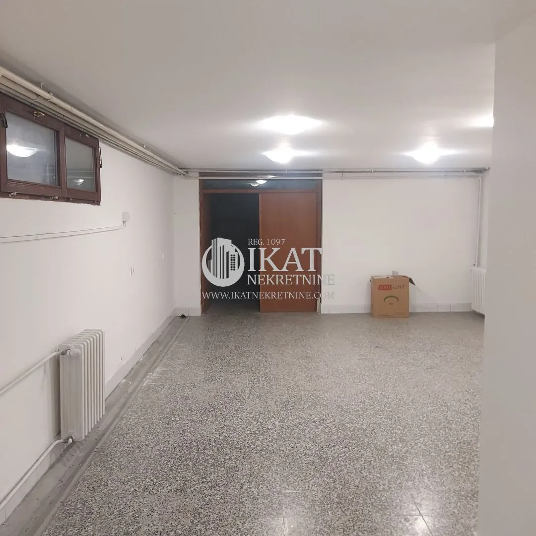Prodaja, kuća, 596m², Gradska Bolnica, Zvezdara Sve Podlokacije