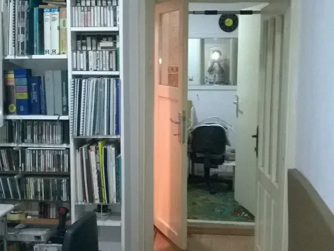 Rent, three bedroom apartment, 30m², Stari Grad, Beograd - image 4