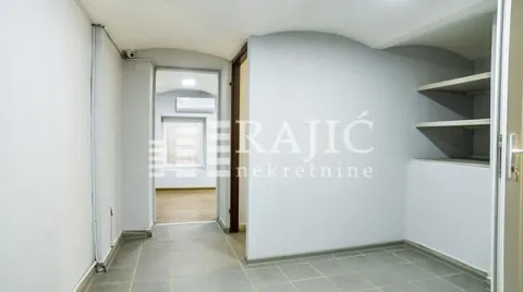 Rent, office space, 115m², Savski Venac, Beograd - image 8