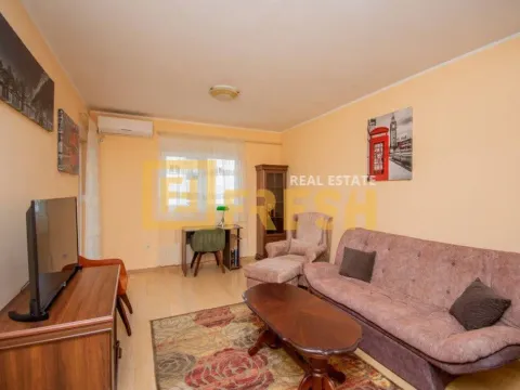 Izdavanje, jednosoban stan, 47m², City Kvart, Podgorica - image 4
