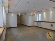 Izdavanje, stan, 175m², Stari Grad, Beograd - image 1