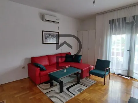 Izdavanje, stan, 29m², Momišići, Podgorica - image 5