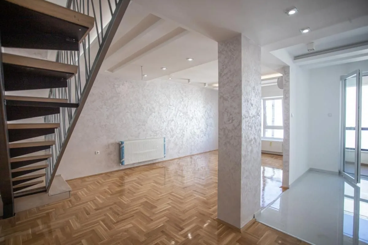 Sale, apartment, 135m², Dom zdravlja, Niš