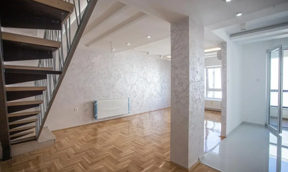 Sale, apartment, 135m², Dom zdravlja, Niš