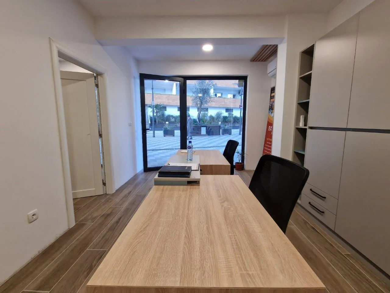 Sale, office space, 35m², Bijeli Do, Budva