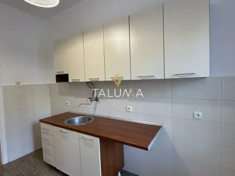 Izdavanje, jednosoban stan, 60m², Centar, Podgorica - image 4