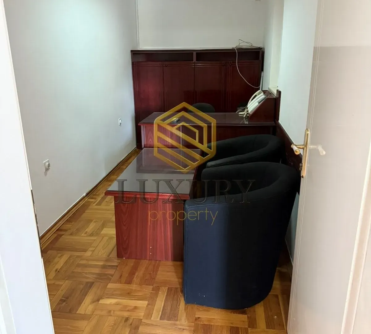 Rent, office space, 130m², Centar, Podgorica