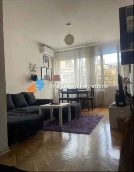 Rent, three bedroom apartment, 70m², Stari Grad, Beograd