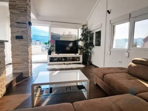 Izdavanje, dvosoban stan, 100m², Babin Do, Budva - image 3