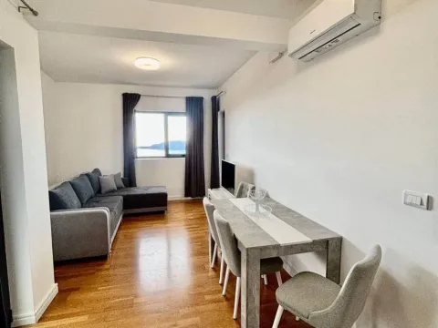 Sale, two bedroom apartment, 55m², Bečići, Budva - image 4