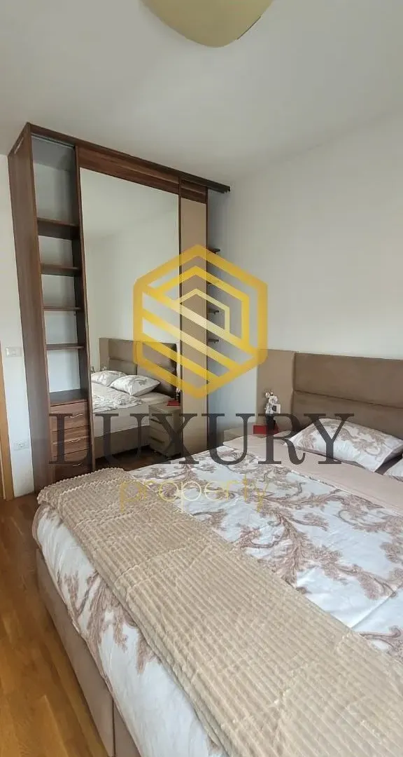 Prodaja, jednosoban stan, 42m², City Kvart, Podgorica