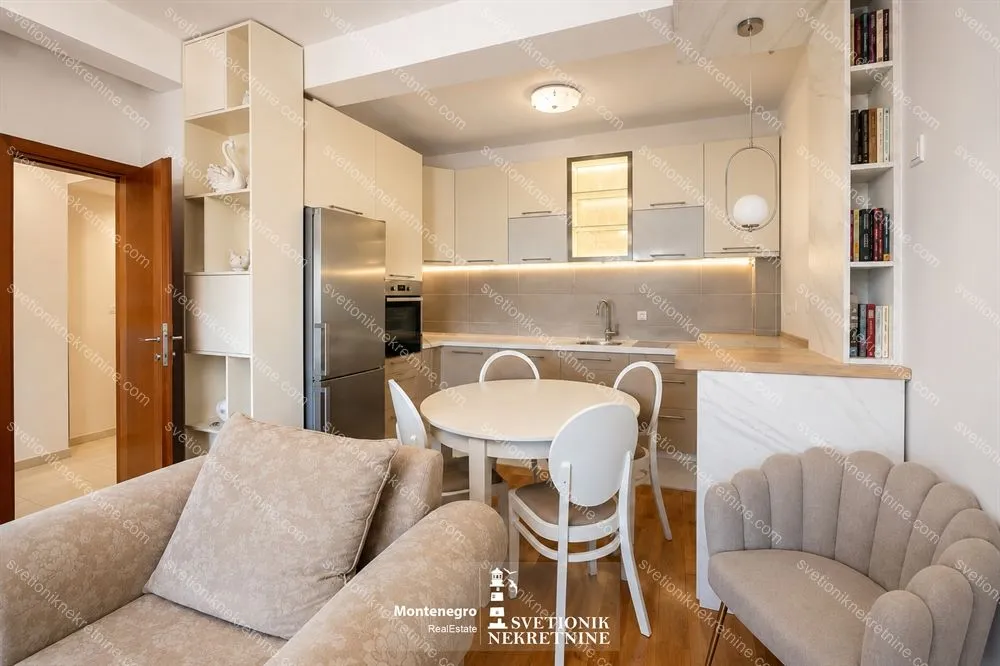 Prodaja, jednosoban stan, 64m², Topla, Herceg Novi