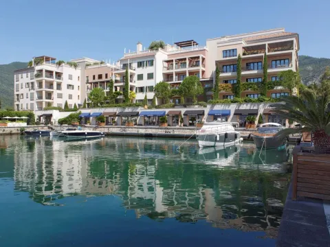 Prodaja, jednosoban stan, 61m², Porto Montenegro, Tivat - image 1