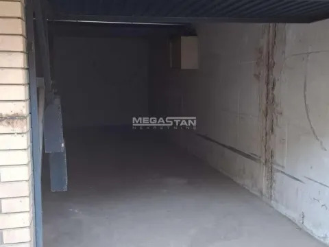 Sale, parking/garage, 27m², Novi Beograd Blok 64, Novi Beograd Sve Podlokacije - image 3