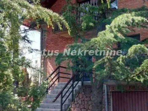 Prodaja, kuća, 190m², Sremska Kamenica, Petrovaradin - image 2