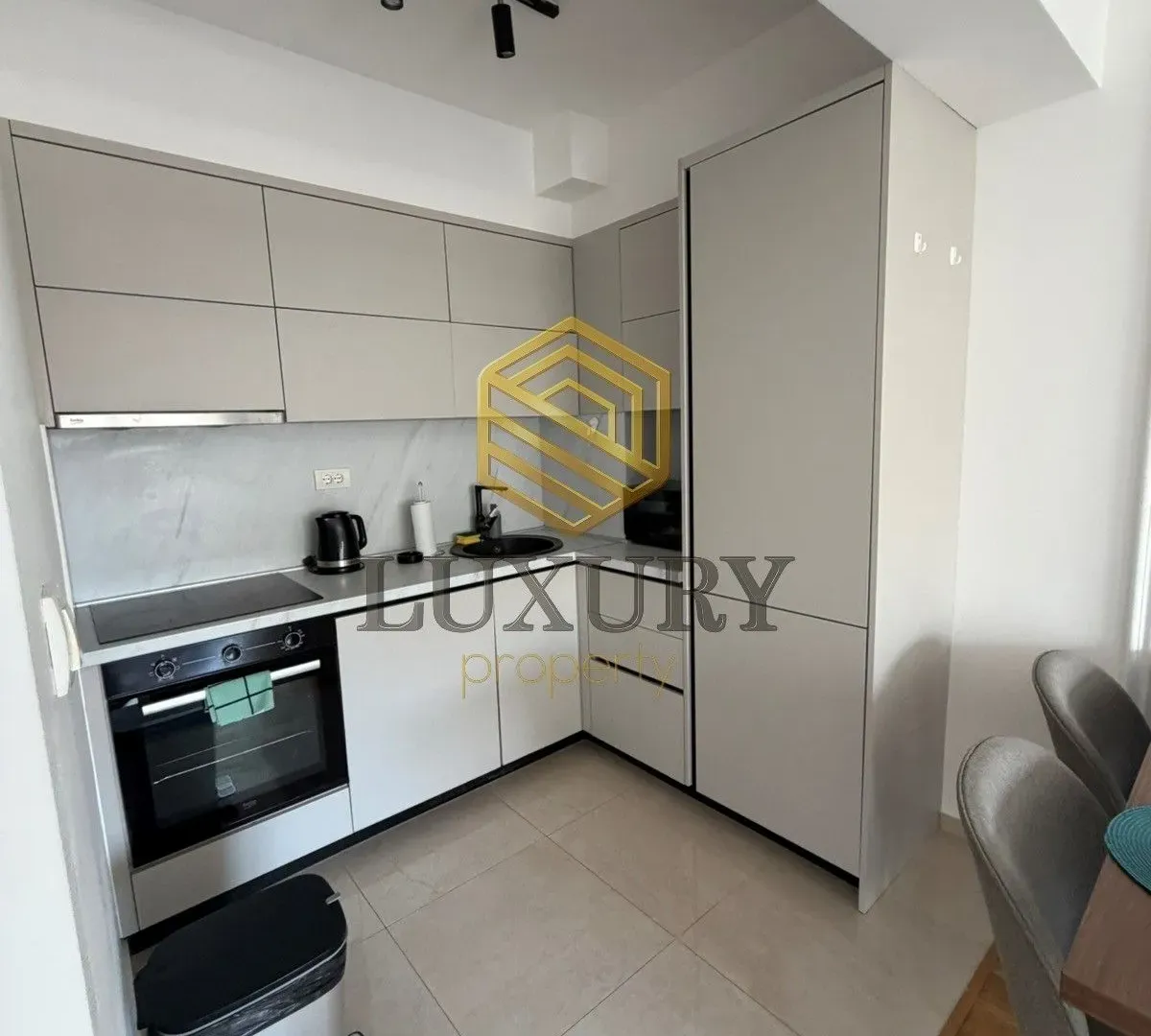 Sale, two bedroom apartment, 68m², Bečići, Budva