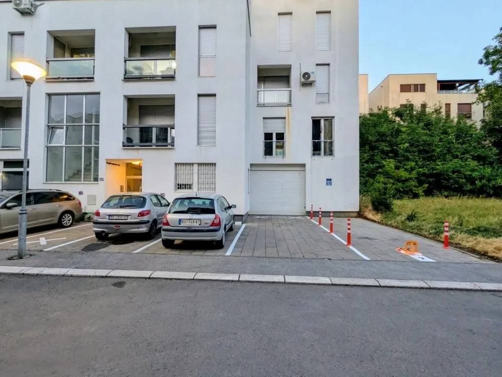 Izdavanje, jednosoban stan, 42m², Bulbulder, Zvezdara Sve Podlokacije