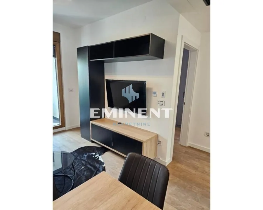 Rent, two bedroom apartment, 45m², Autokomanda, Voždovac Sve Podlokacije