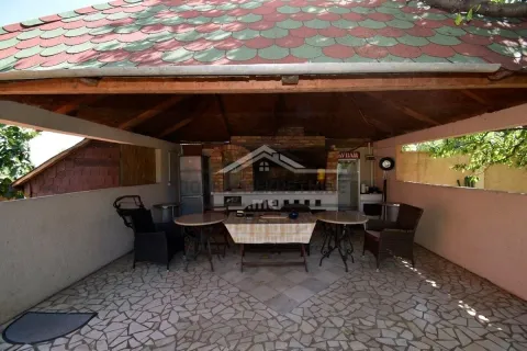 Izdavanje, kuća, 250m², Donja Gorica, Podgorica - image 7