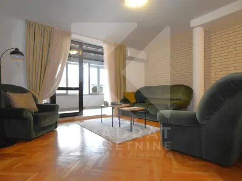 Sale, two bedroom apartment, 75m², Centar, Podgorica - image 2