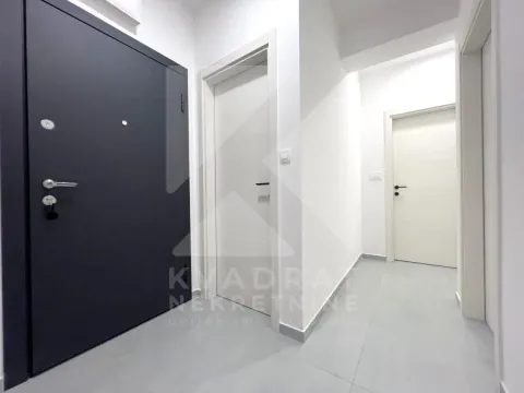 Rent, two bedroom apartment, 64m², Stari Aerodrom, Podgorica - image 9