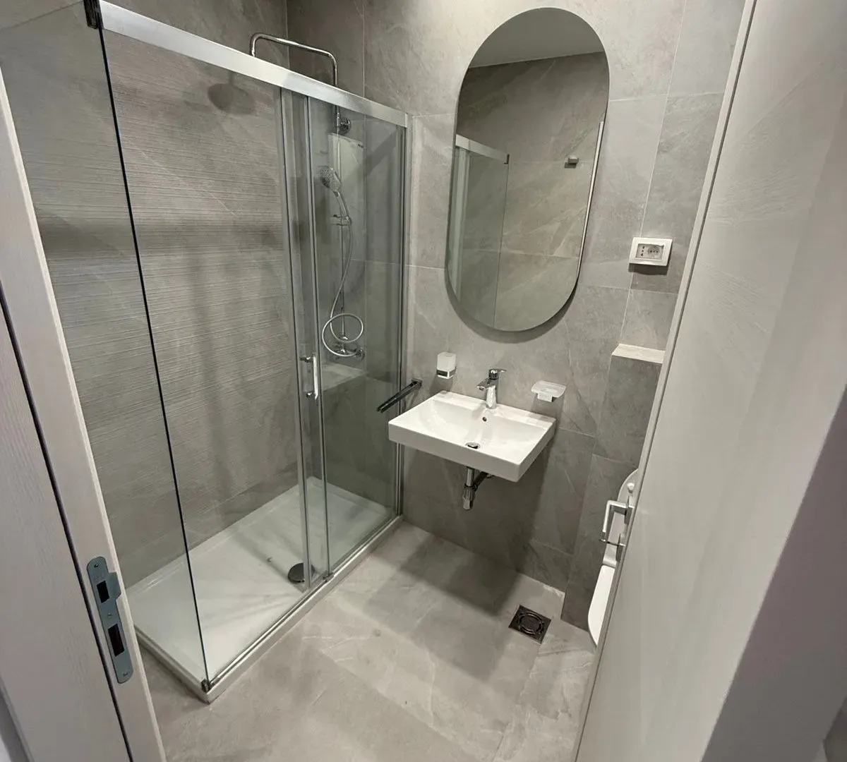 Rent, office space, 49m², Central Point, Podgorica