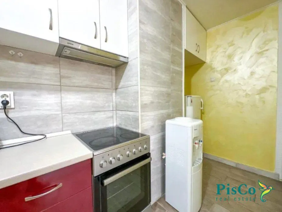 Izdavanje, dvosoban stan, 60m², Blok 5, Podgorica
